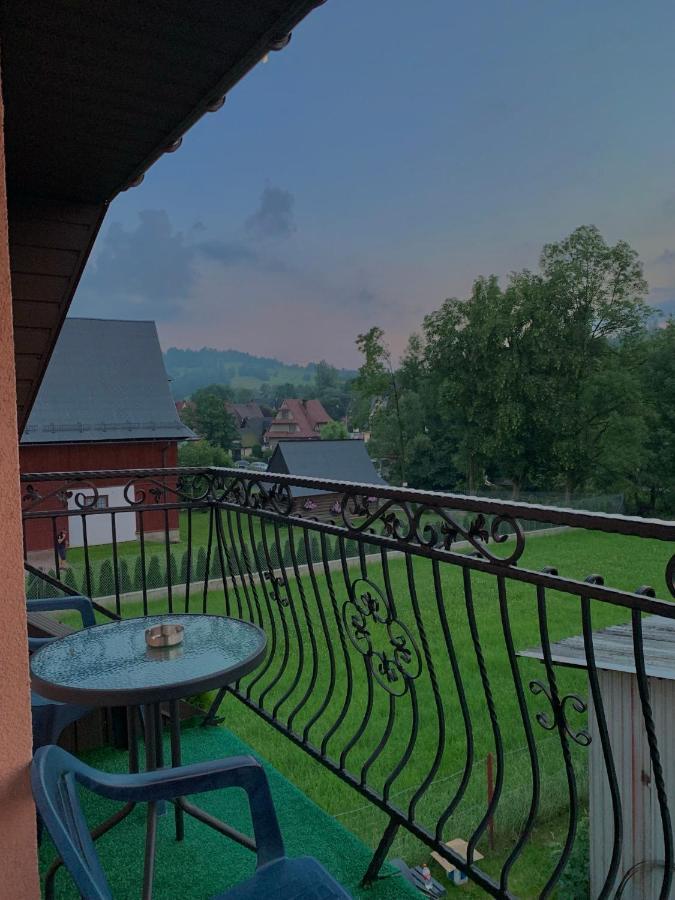 Pokoje Z Wlasnymi Aneksami Kuchennymi - Zbigniew Lassak Biały Dunajec Exteriér fotografie